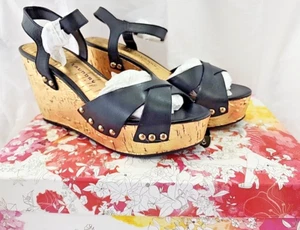 Chinese Laundry Give It a Go Womens wedge sandal Size 5.5M Black leather NEW - Picture 1 of 8