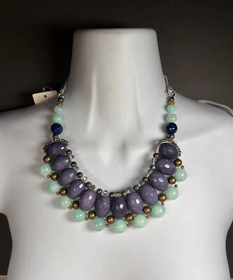 COLLAR ANTROPOLOGÍA PIEDRA VERDE AZUL CUERO CRUDO CIERRE IMPRESIONANTE NUEVO $128 Foto 1 de 4