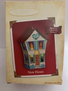 New HOME Hallmark Ornament Lighting Effect KeepsakeOrnament 2004 With Box - Picture 1 of 9