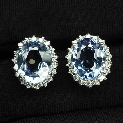 Pendientes vibrantes de oro blanco de plata de ley 925 de 8,18 quilates de alejandrita con cambio de color Foto 1 de 4