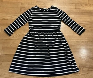 Girls Hanna Andersson Black Striped Dress Size 120 8 EUC - Picture 1 of 4