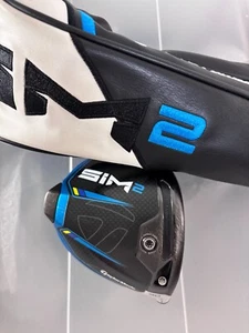 Taylormade Sim 2 9.0 * ( 9 Degree ) Driver Club Head ( RH ) w/cover - Picture 1 of 8
