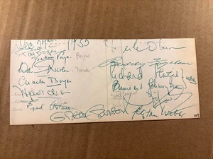 Rarissima pagina autografata Fred Astaire David Niven Boyer Garson Webb Coward '53 - Foto 1 di 10