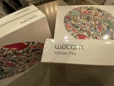 Wacom PTH660 Intuos Pro Graphic Tablet - Image 1 of 4