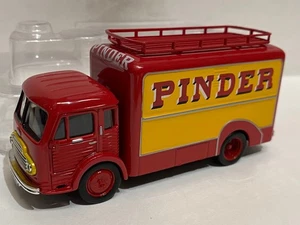 1:50 Simca Cargo Fourgon PINDER CIRCUS modelcar miniature Truck - Picture 1 of 6