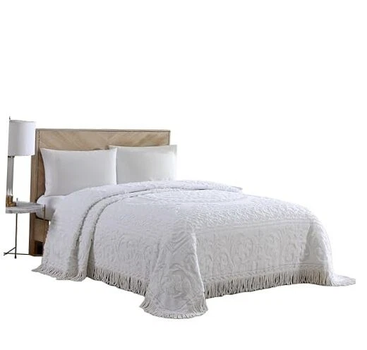 Beatrice Home Fashions Medallion Chenille Bedspread King White