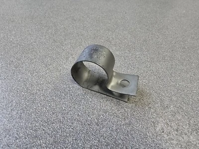 EXCELLENT ORIGINAL PORSCHE 911 912 RADIO NOISE SUPRESSOR 0.5 uf BRACKET 516 1965 - Изображение 1 из 4