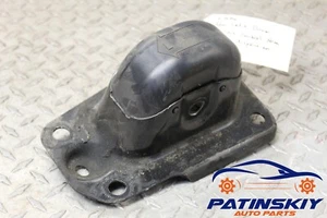 2016 VOLKSWAGEN JETTA REAR LEFT DRIVER TRAILING ARM CONTROL SUSPENSION MOUNT 16 - Picture 1 of 9