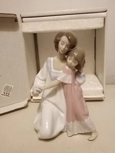 LLADRO 5449 Good Night Daisa 1984 Mother & Daughter with Box - Picture 1 of 13