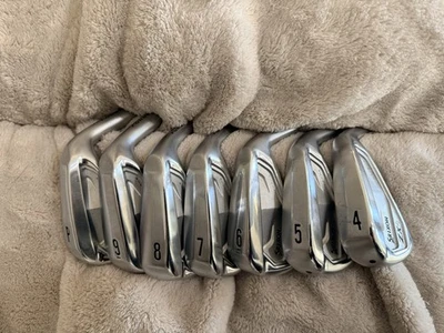 Cabezales de hierro Srixon ZX4 MKII solo 4-PW Foto 1 de 4