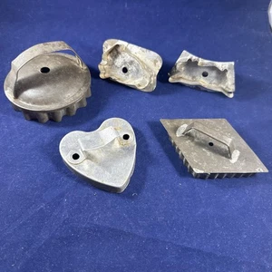 Antike/Vintage Metall Ausstechformen Aluminium und Dose 5 Stück - Bild 1 von 15