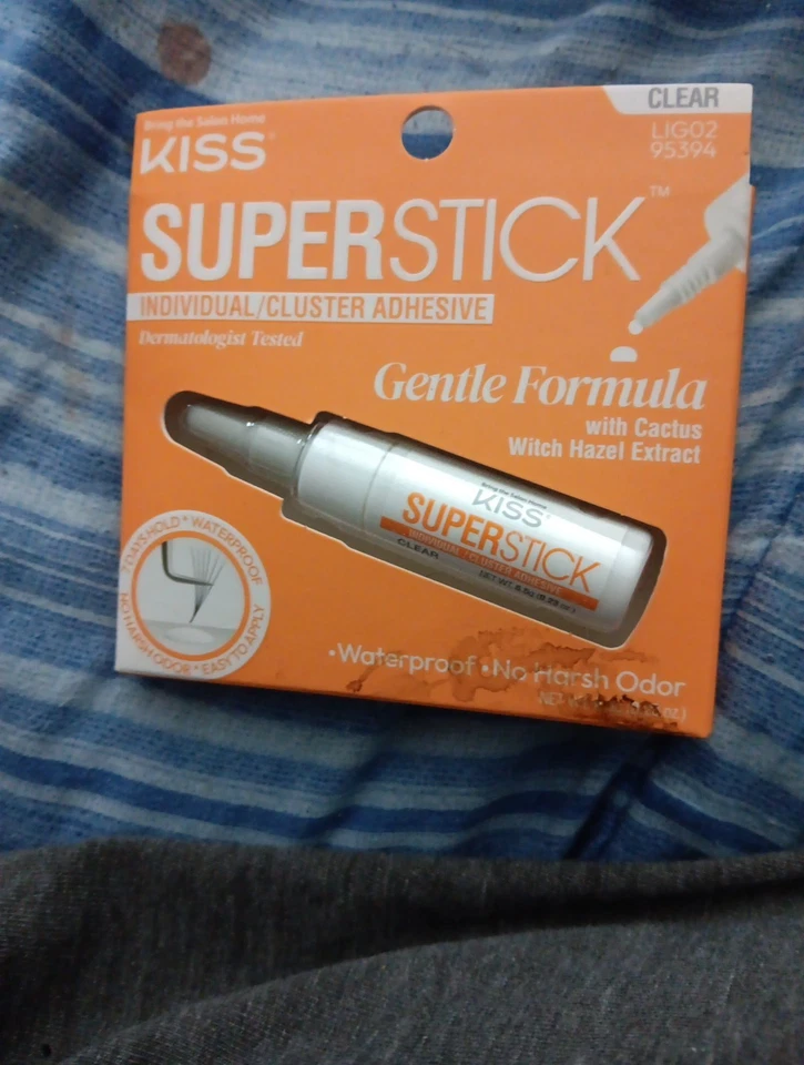 Kiss Superstick Individual/cluster Adhesive - Image 1 of 1