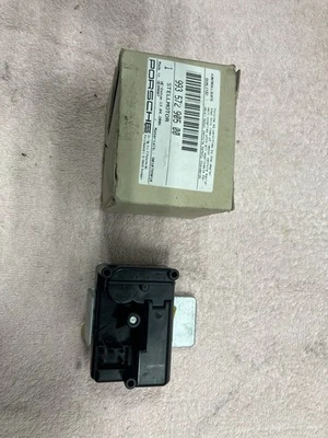 1995-98 Porsche 911 Climate Control Motor 993-572-905-00 NEW - Image 1 of 2