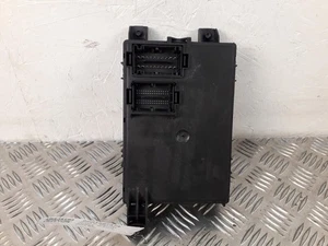 CORSA FUSE BOX VAUXHALL Petrol Corsa D Engine Bay 2006-2015 13265078 - Picture 1 of 6