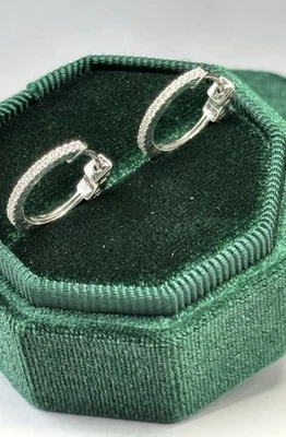 Diamond Hoop Earrings 18ct gold Length 1.5cm Total Carat Weight 0.12ct Diamonds - Image 1 of 4