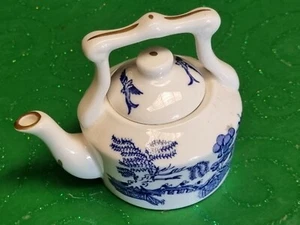 Vintage Miniature COALPORT WILLOW Kettle. - Picture 1 of 4