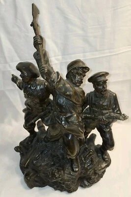 Antigua estatua de "soldados franceses" Segunda Guerra Mundial firmada por ROUSSEAU metal bronce Foto 1 de 4