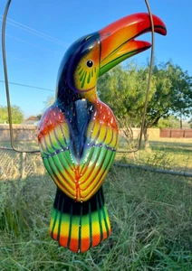 XLg Talavera Tucán Loro Pájaro Animal Cerámica Mexicana Cerámica Colgante Patio 17" - Imagen 1 de 7