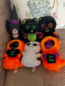 A LOVELY BUNDLE OF 6 TY HALLOWEEN BOOS BUT NO TAGS - Picture 1 of 1