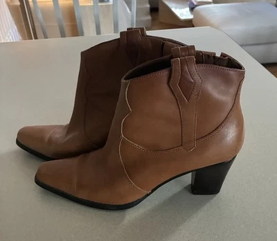 Coldwater Creek Western Ankle Boots Size 7.5M Brown Leather Pull on Boots - Image 1 of 4