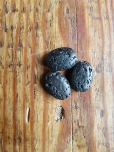 1 BLACK VOLCANIC LAVA OBSIDIAN APACHE TEAR TUMBLESTONE 12+mm. BUY 2 GET 1 FREE! - Picture 1 of 2