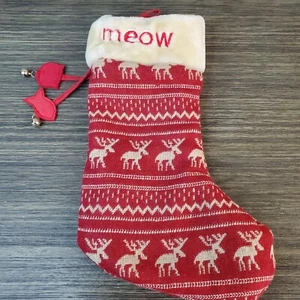 MEOW Gatito Gato Rojo Navidad Mascota Medias con Alce Reno y Dijes de Tela - Imagen 1 de 6