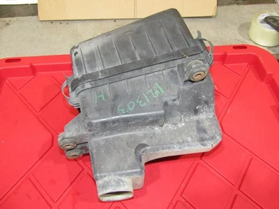 Mitsubishi Eclipse 2000-2005 3,0 L OEM filtro de aire limpiador caja carcasa 01 02 03 04 Foto 1 de 4
