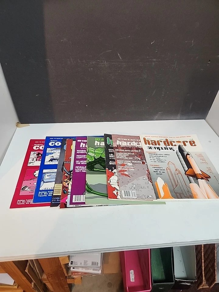 Hardcore Computing Magazine  Apple Computer Lot 10 Issues VG - Image 1 of 4