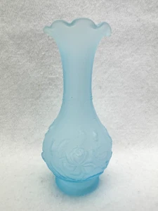 Vintage Imperial Blue Satin Glass Vase Floral Pattern 6 1/4" Original Sticker - Picture 1 of 10