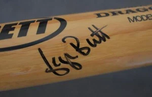 HALL OF FAMER GEORGE BRETT SIGNED KANSAS CITY ROYALS BAMBOO DRAGON BASEBALL BAT - Picture 1 of 6
