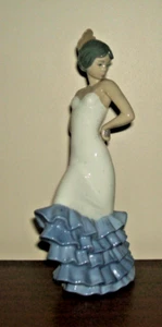 Nao By Lladro Flamenco Dancer Porcelain Figurine 24cm tall - Picture 1 of 6