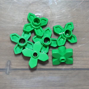 LEGO 4727 Bright Green Plant Stalk Flower 2 x 2 Leaves Angular QTY 6 - Picture 1 of 1