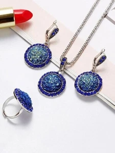 Silver Colored Chain with Blue Rhinestone Necklace, Earrings & Ring Set - Bild 1 von 4