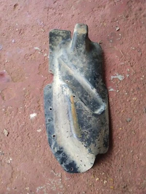 Guardabarros interior del lado derecho Polaris Hawkeye 300 OEM (protectores contra salpicaduras de barro) Foto 1 de 2