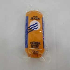 New Avon Sun Seekers Summer Active Folding Brush - Picture 1 of 2