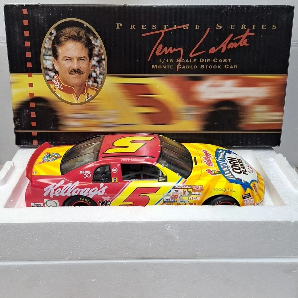 Terry Labonte #5 Kellogg's Honey Crunch Nascar 1/18 Ertl Prestige Series (K) - Image 1 of 4