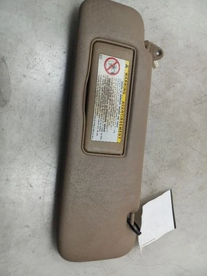 98-02 丰田 LANDCRUISER 球杆侧遮阳板  — 第 1/4 张图片