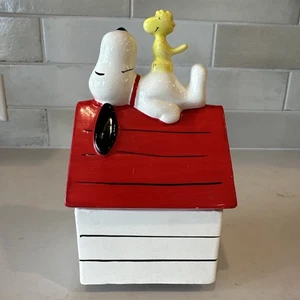 VTg Peanuts Snoopy Woodstock Dog House AVIVA CERAMIC Music & Trinket Box 1965 - Picture 1 of 24
