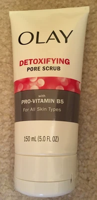BRAND NEW Olay Detoxifying Pore Scrub with Pro-Vitamin B5 (5 fl. oz.) - Image 1 of 2