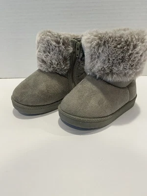 First step by stepping stones Faux Fur Size 3 baby boots Light Gray - Image 1 of 4
