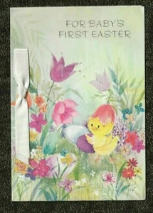 Vintage AMERIKANISCHE GRÜSSE OSTERN Karte für BABYS ERSTES KÜKEN UNTER BLUMEN - Bild 1 von 4
