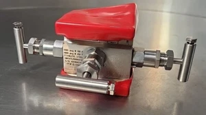 HEX VALVE HM542U9999262 Staninless Manifold Loc6D14 - Picture 1 of 6