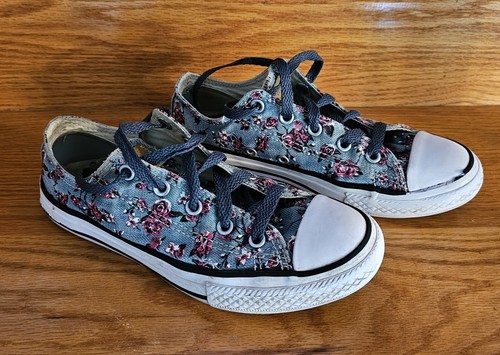 Scarpe da ginnastica basse Converse All Star per ragazze taglia 2 jeans blu floreali stringati