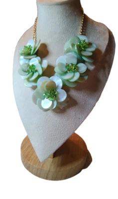 Statement Necklace  5 Mint Green  Sparkling Flowers 17"L w/4" extender GoldTone. - Image 1 of 4