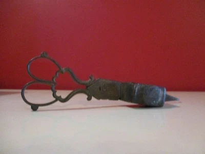 Tijeras recortadoras de mecha silenciadora de velas antiguas Estate find sin precio base sin precio base Foto 1 de 4