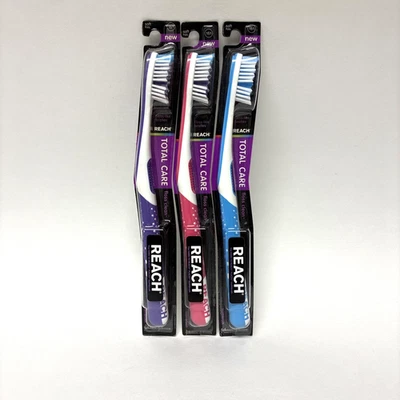 3 cepillos de dientes limpios con hilo dental J & J Reach Total Care, #151 cerdas suaves cabezal completo Foto 1 de 2