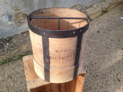 Ancienne mesure agricole en bois et métal double decalitre déco chalet campagne - Photo 1/4