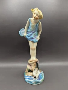 Royal Worcester "Sea Breeze" Figurine Girl W/Seagull - Picture 1 of 15