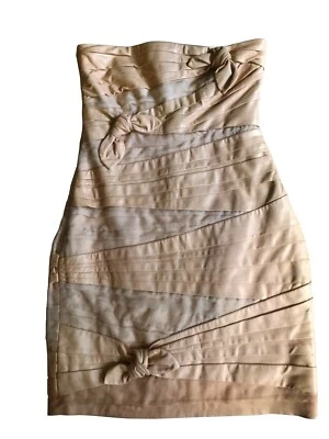 Vestido con moño Valentino rosa cuero fruncido en capas talla UK8 Foto 1 de 4