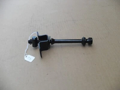 1964 to 1967 Corvette tire tub lock bolt assembly. 1965 1966 used original. #3 Foto 1 de 4